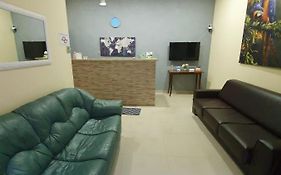 Hotel Jin Ju  2*